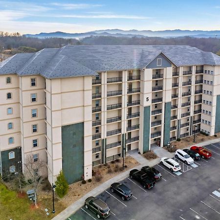 Luxury Condo, Sleeps 6, 3.2 Miles To Dollywood Pigeon Forge Exterior photo