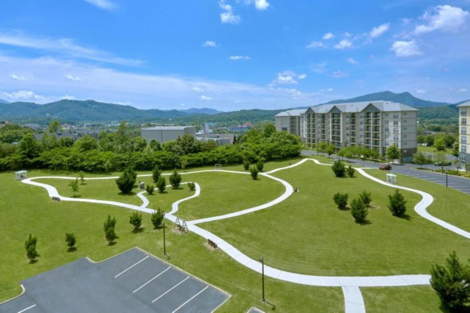 Luxury Condo, Sleeps 6, 3.2 Miles To Dollywood Pigeon Forge Exterior photo